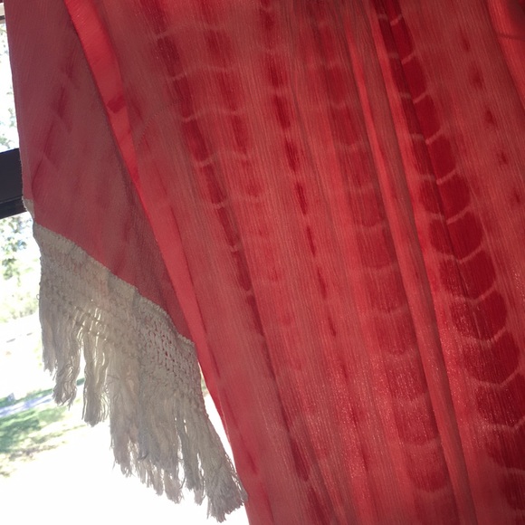 peachy & red tassle tunic! - Picture 4 of 6