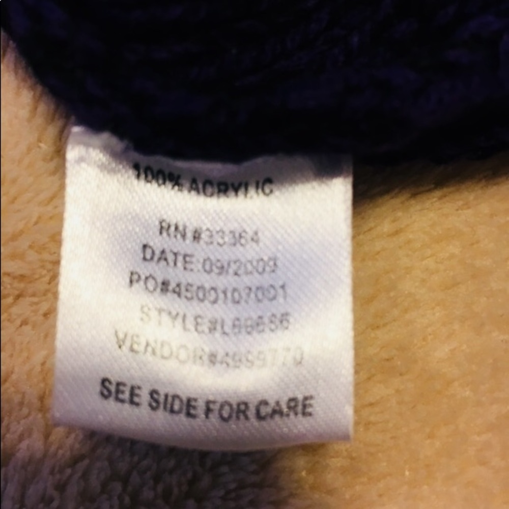 Grane Sweater Small - Picture 5 of 6