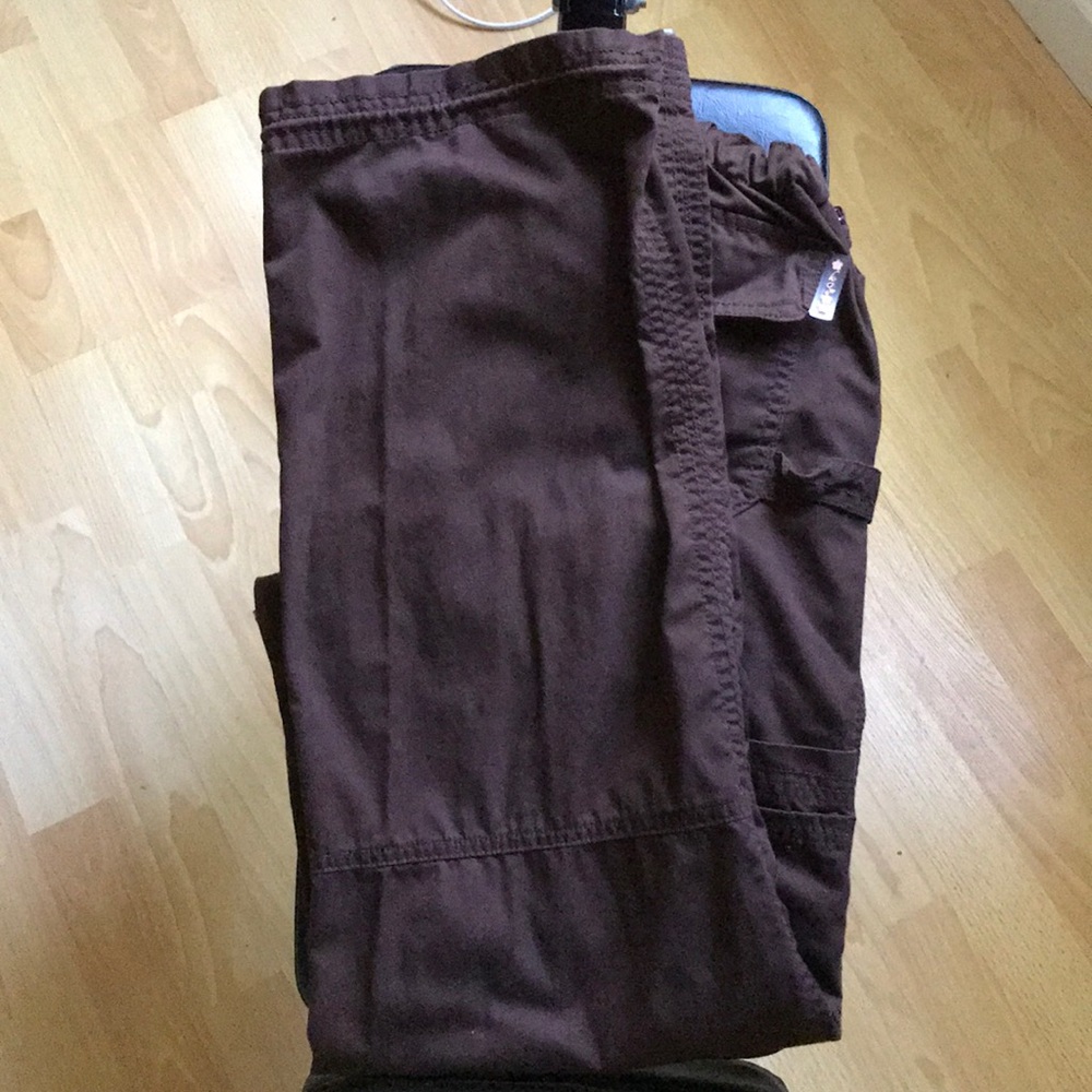 Koi Lindsey Cargo Medical Scrubs