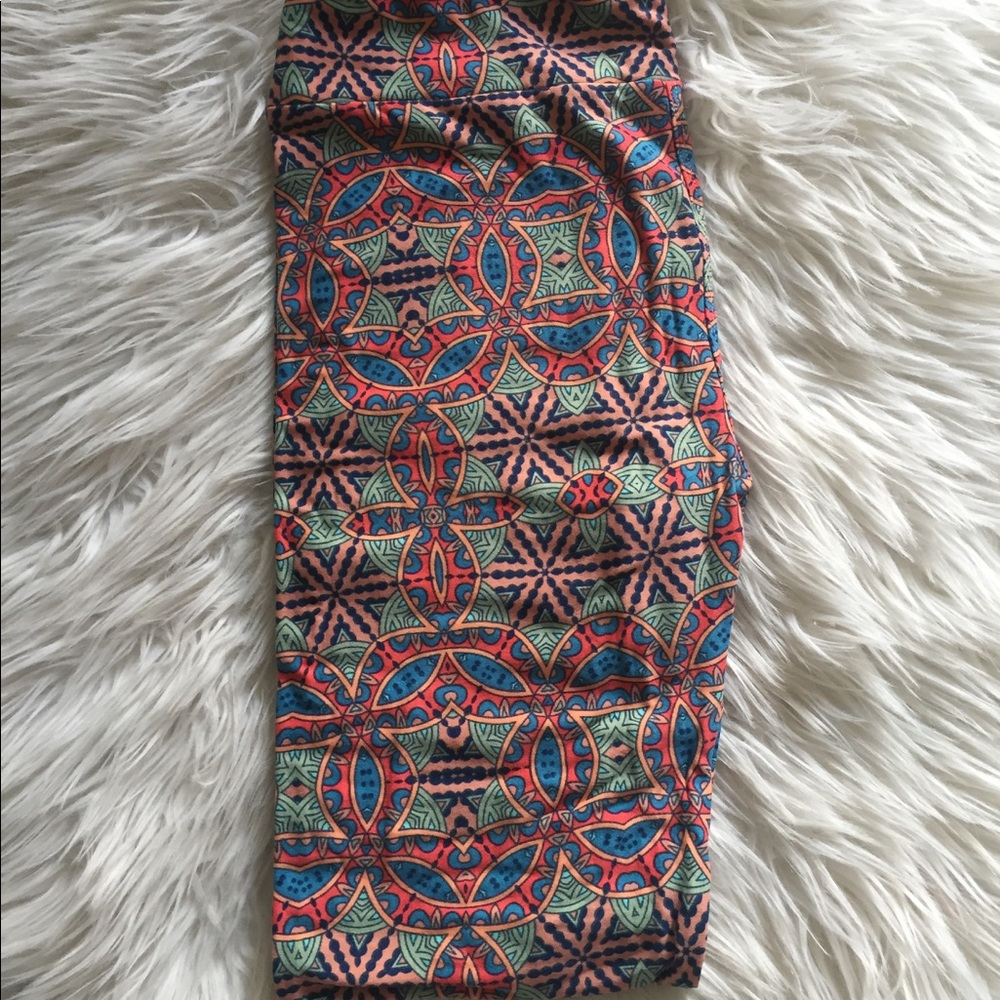 Beautiful mandala Lularoe Leggings one size