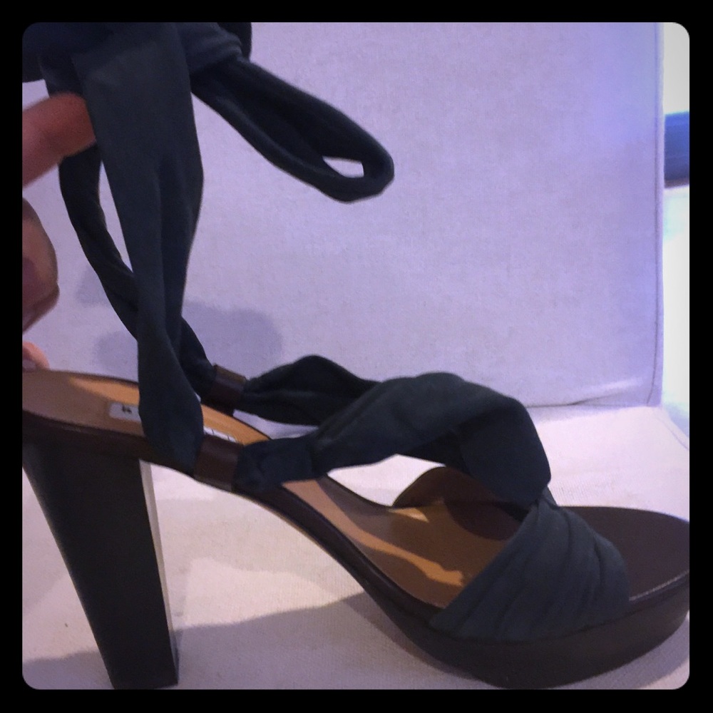 Fratelli Rossetti platform heels - Brand New!