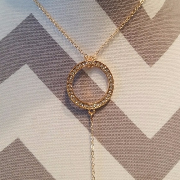 GOLD DAINTY "Y" SHAPED NECKLACE - Picture 4 of 4