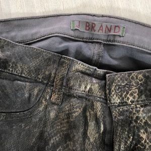 J Brand metallic snake print jeggings, size 27