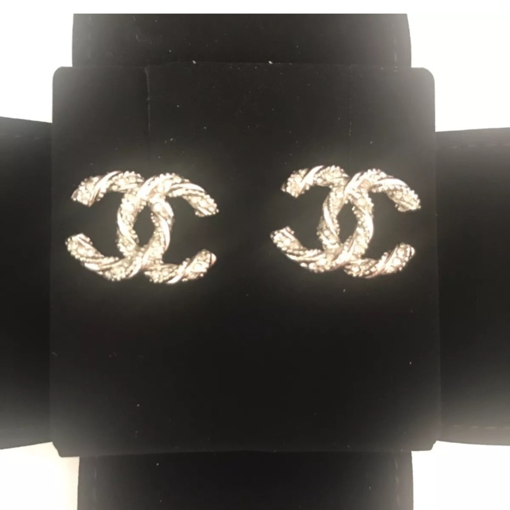 Chanel CC twisted Logo silver crystal earrings
