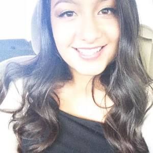 Meet your Posher, Mariela