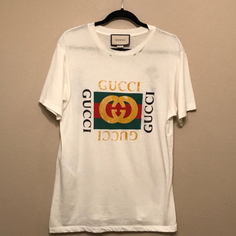 GUCCI TEE SIZE LARGE