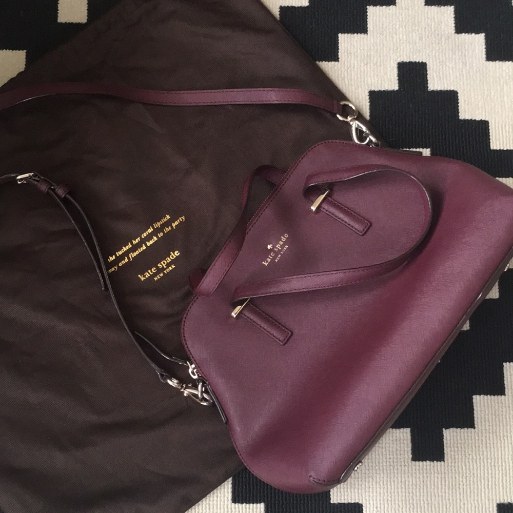 Kate spade hand bag with cross body strap