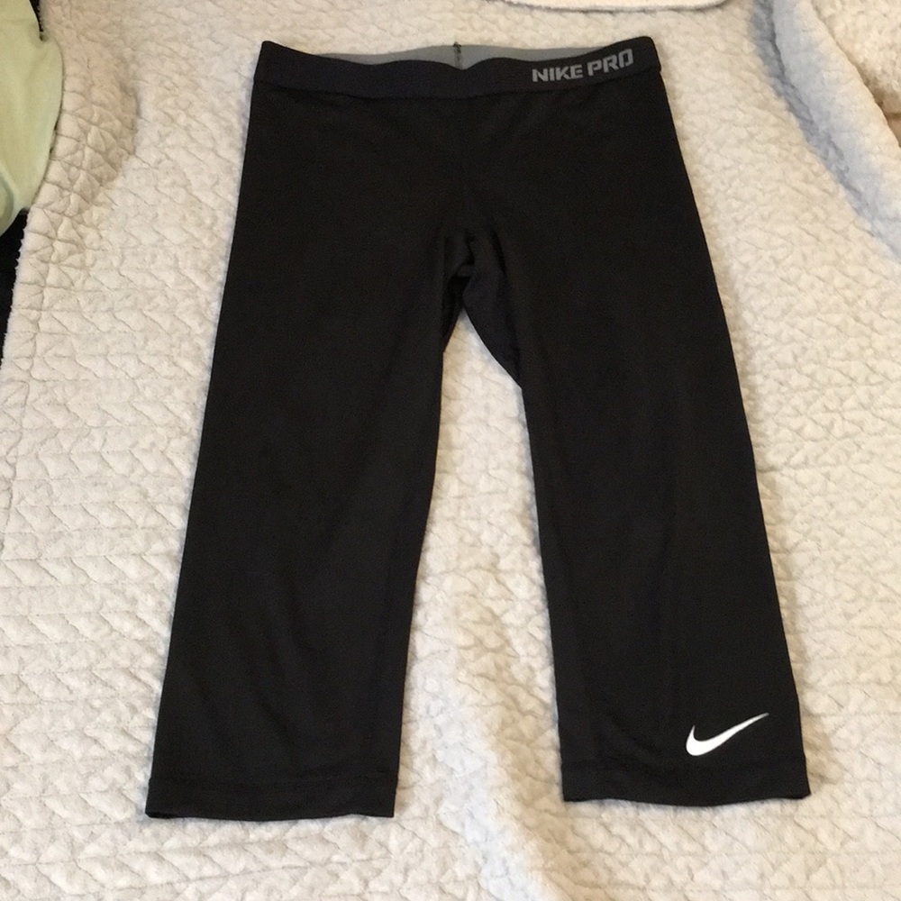Nike Pro Cropped Leggings