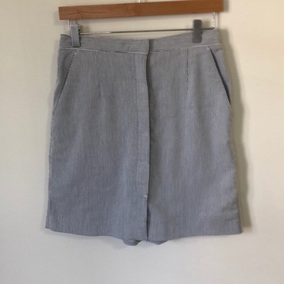Liz Claiborne Pants - Retro Seersucker Skort Liz Claiborne Pants - Retro Seersucker Skort