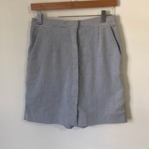 Liz Claiborne Shorts - Retro Seersucker Skort Liz Claiborne Shorts - Retro Seersucker Skort