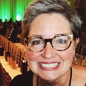 Meet your Posher, Lori