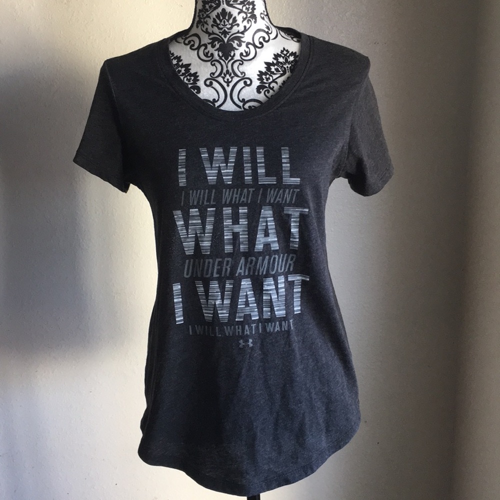 Ladies UA Sz M T-shirt Like new