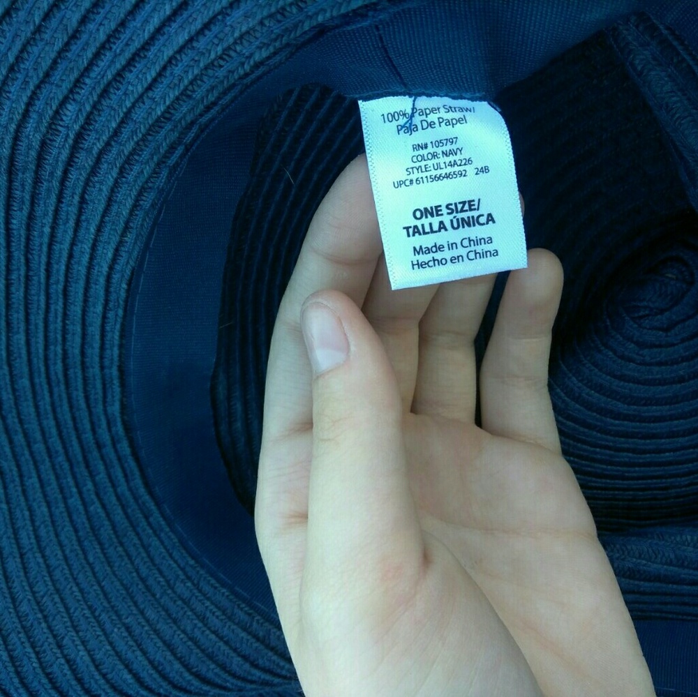 floppy hat - Picture 2 of 2