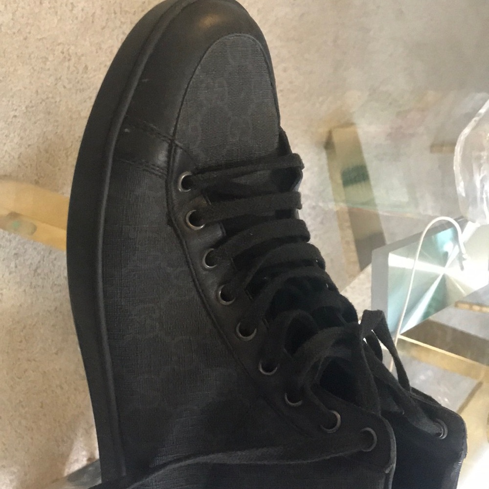 Gucci shoes