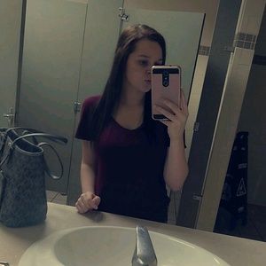 Meet your Posher, Hailey