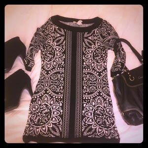 Adorable WHBM Tunic Top