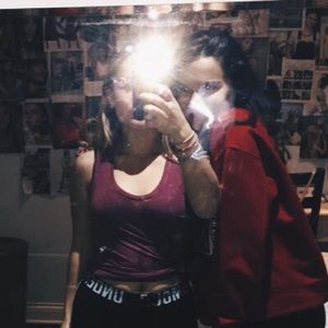 Meet your Posher, Ana