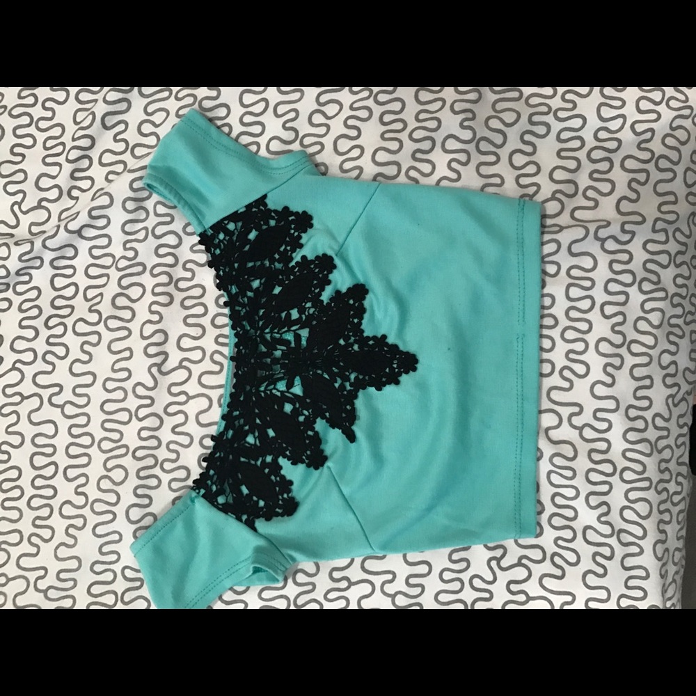 Crop top. NWOT, never worn