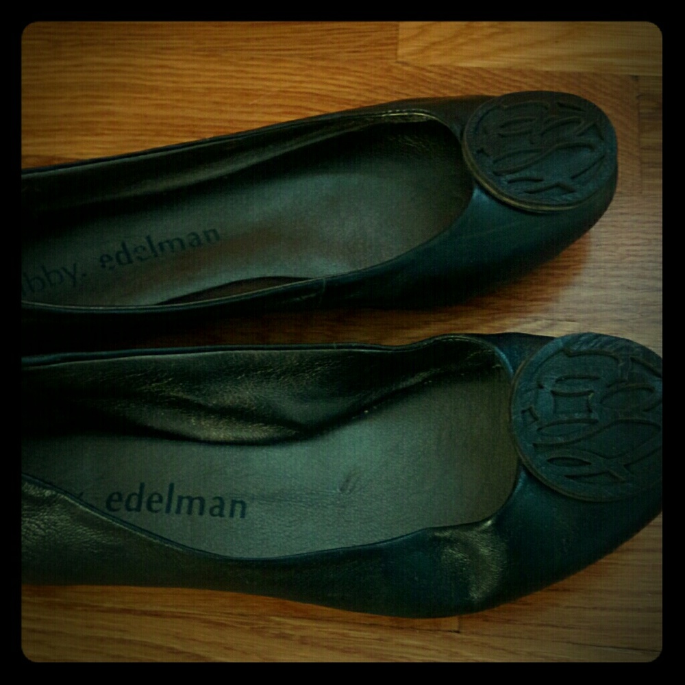 Libby Edelman flats