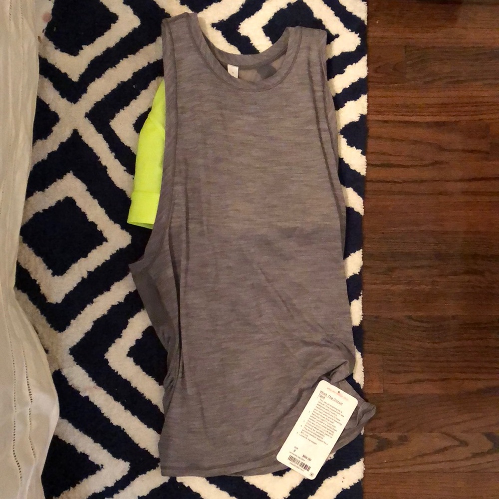 NWT Lululemon Size 8 Work The Circuit Tank