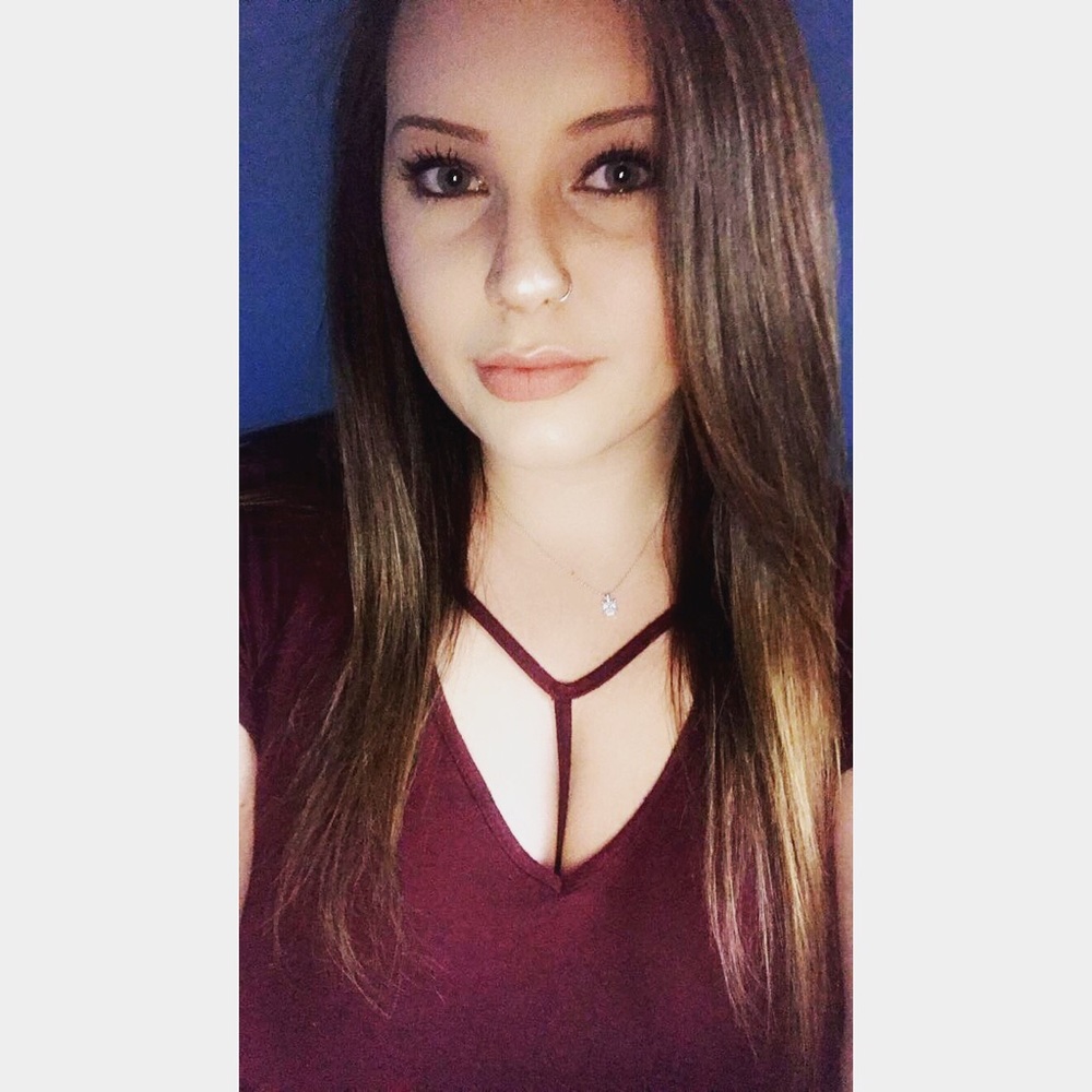 Meet your Posher, Brianne