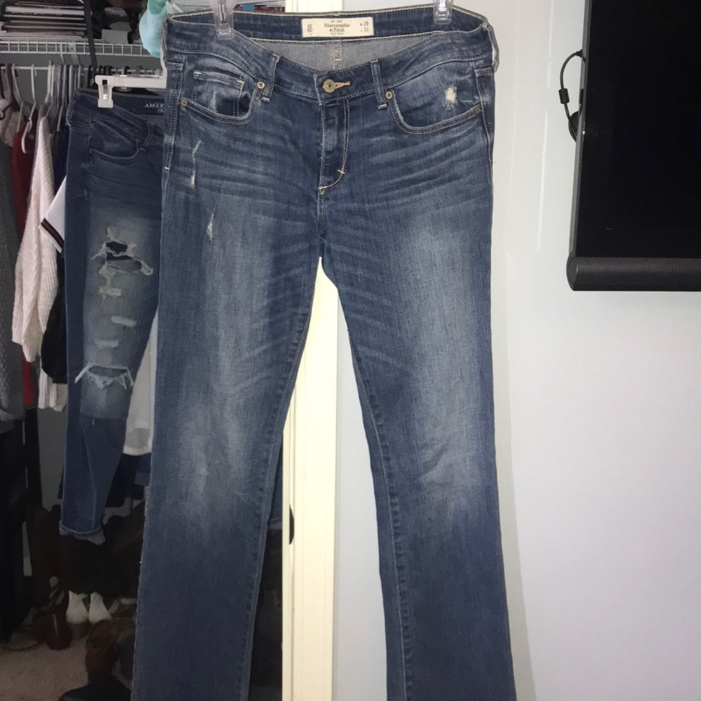 Abercrombie and Fitch Boot Cut Jeans, Size 6 Short