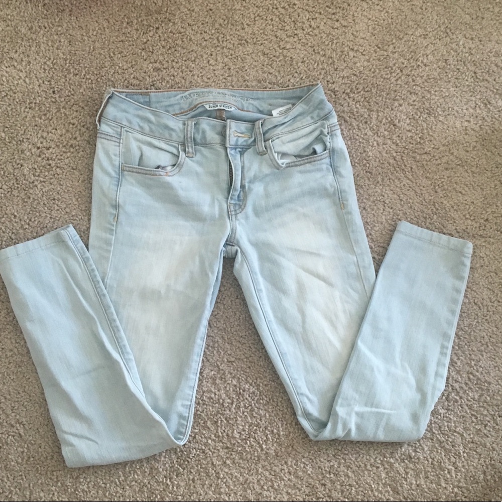 Light wash American eagle jeggings