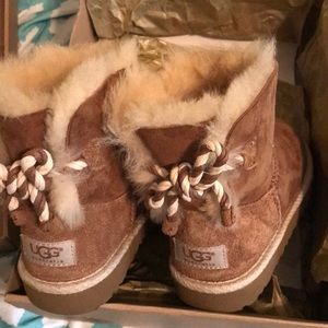 Girls Ugg Boots.