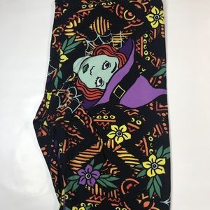 Used 2017 Halloween 🎃 Lularoe OS leggings