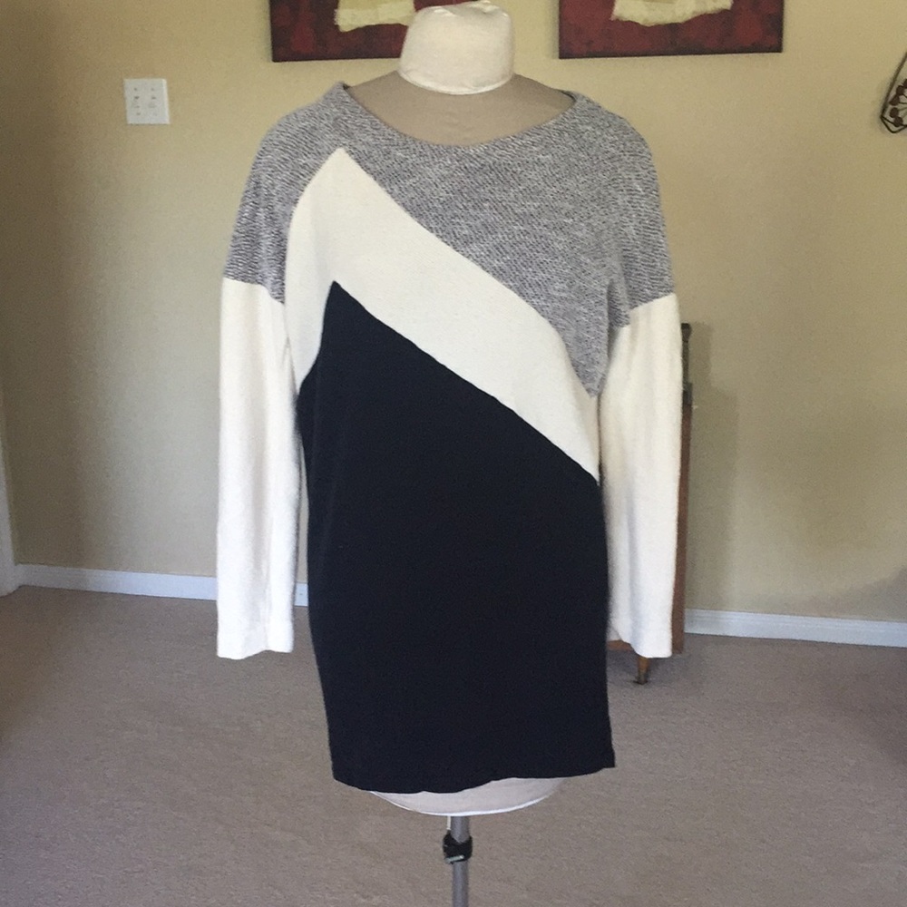 Geometric design sweater dress
