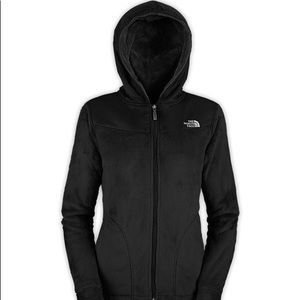 Black Osito north face hooded jacket