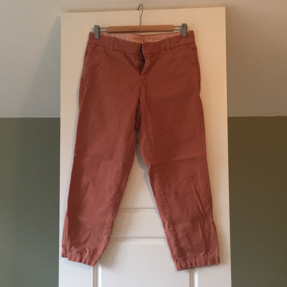 Broken-in scout chino, cropped