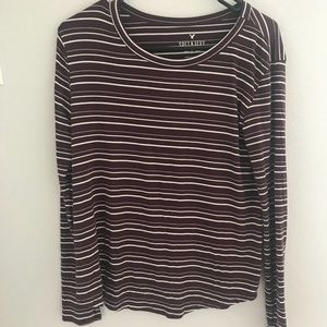 Maroon and white striped tee