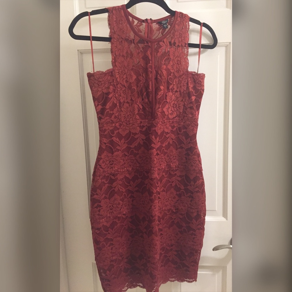 Guess burgundy lace cocktail dress
