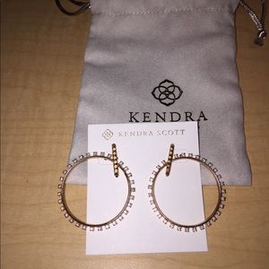 Kendra Scott charlie grace Hopp earrings in gold