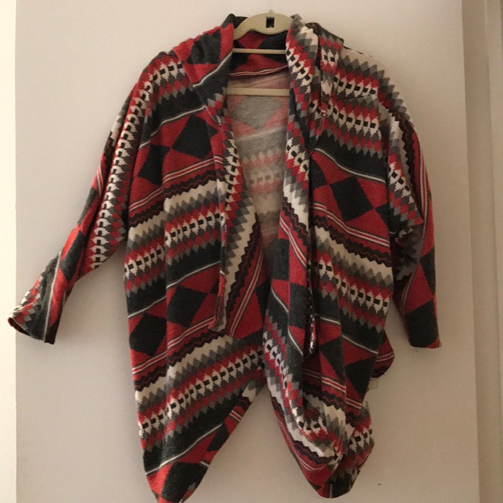 Patterned shrug with hood