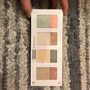 Sephora + Pantone Universe eyeshadow palette
