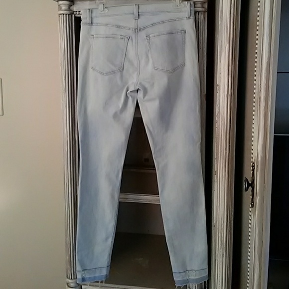 J BRAND Jeans - Picture 5 of 10