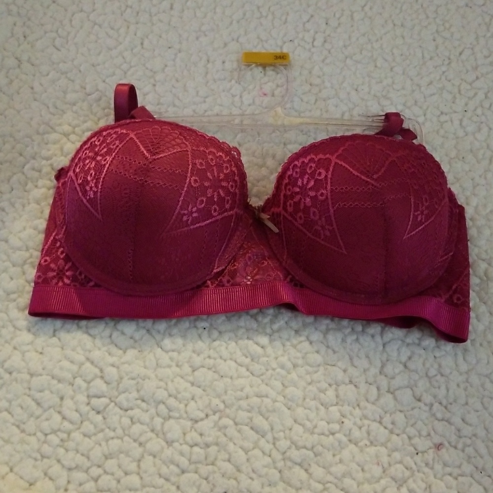 Lace padded bra NWT