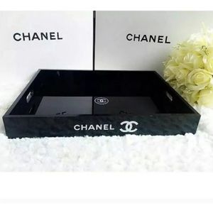 CHANEL VIPGIFT TRAY 🌸🌸-Last ONe