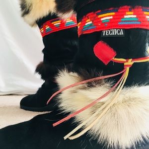 NEVER WORN Tecnica Black Fur Boots