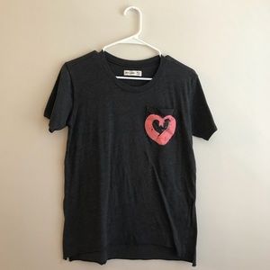 Abercrombie | Grey Tee w Heart