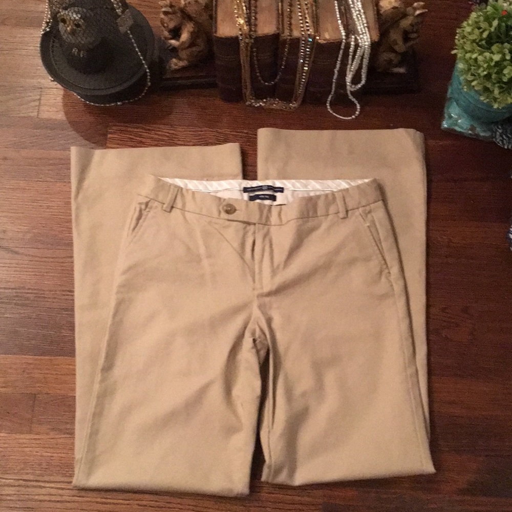 NWOT GAP Khaki Pants 👖