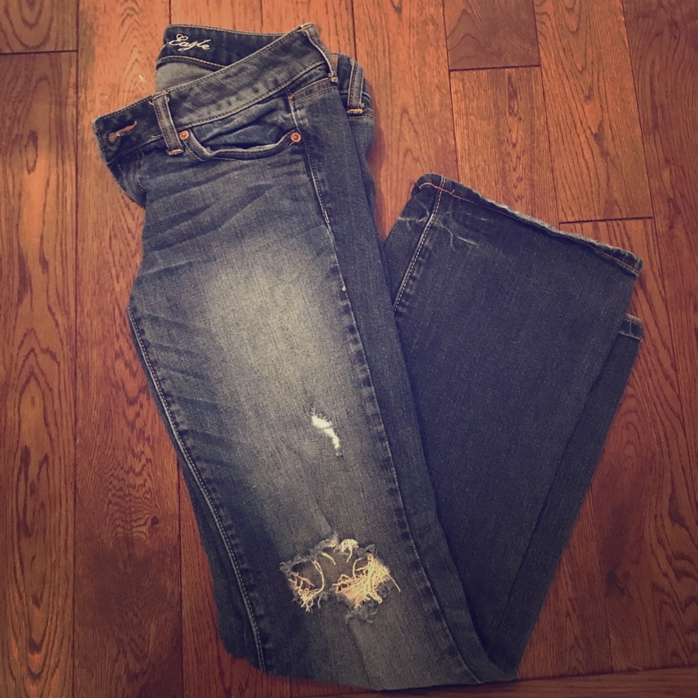 American Eagle. Size 4, Favorite Boyfriend Jeans
