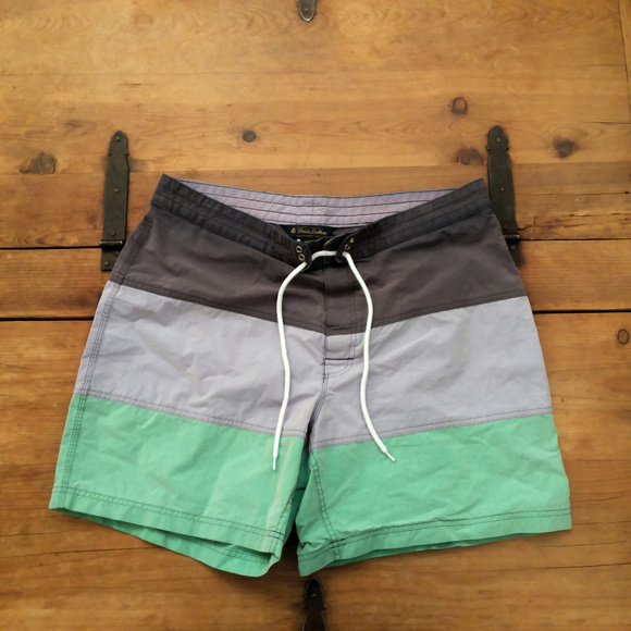 Brooks Brothers Men's Linerless Swim Trunks - Picture 1 of 4
