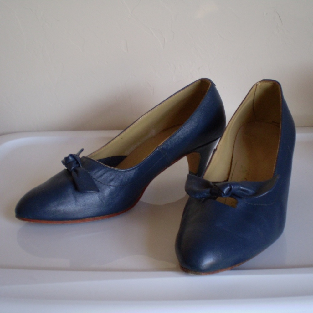 dark-blue genuine leather woman shoes