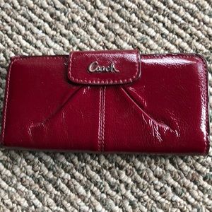 Coach wallet. !!MATCHING PURSE IN CLOSET!