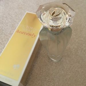 Victoria's Secret Heavenly Full Size Perfume