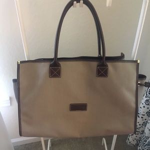 Dooney & Bourke Oversized Shoulderbag