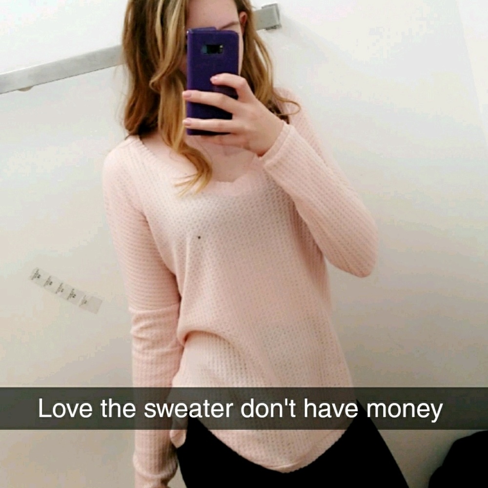 Meet your Posher, Alora